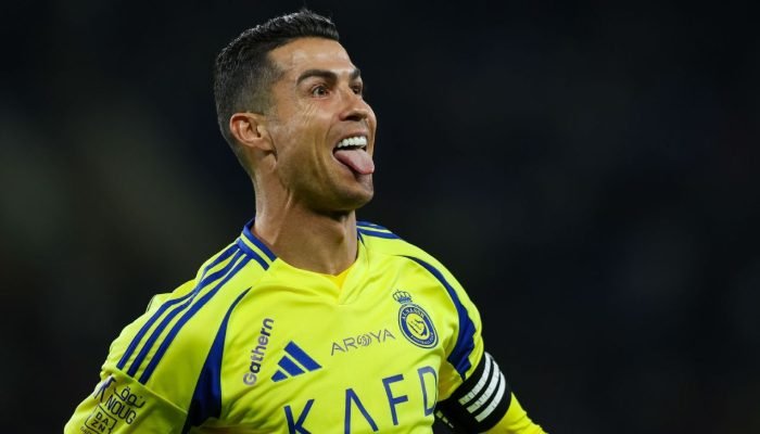 Cristiano-Ronaldo-cita-ofertas-para-o-Mundial-e-usa-Copa.jpeg Cristiano Ronaldo cita ofertas para o Mundial e usa Copa de 2026 para recusa