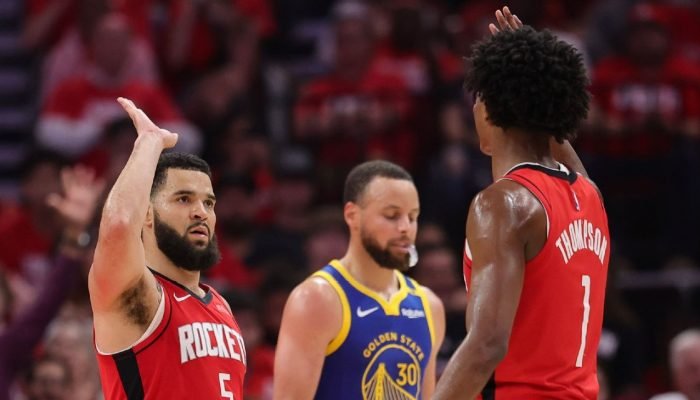 Defesa-trava-Curry-Rockets-dominam-os-Warriors-e-mantem-a.jpeg Defesa 'trava' Curry, Rockets dominam os Warriors e mantêm a série aberta