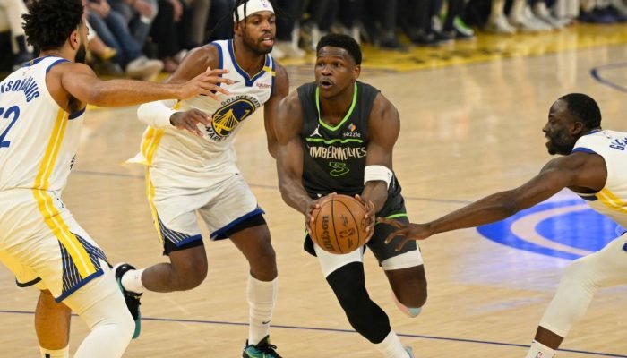 Edwards e Randle brilham no segundo tempo, e Timberwolves abrem 2 a 1 contra os Warriors