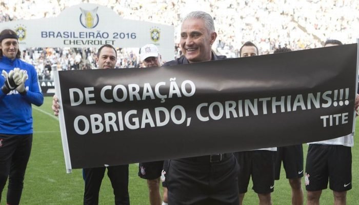 Fabio-Santos-sobre-Tite-no-Corinthians-Nao-tem-por-que.jpeg Fábio Santos, sobre Tite no Corinthians: 'Não tem por que o torcedor não dar os braços para ele'