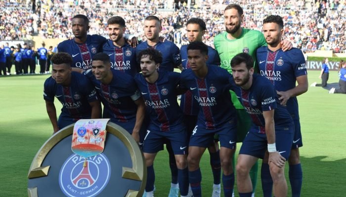 Fifa-aplica-gancho-e-PSG-perde-dois-destaques-para-possivel.jpeg Fifa aplica 'gancho', e PSG perde dois destaques para possível final do Mundial