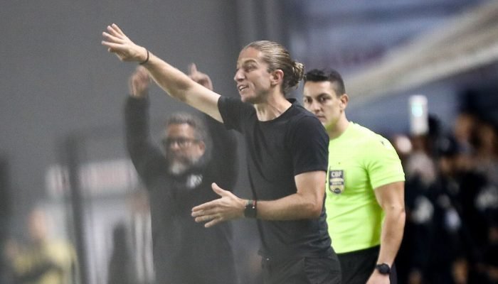 Filipe Luís dá 'caso Pedro' por encerrado: 'O que nos resta é trabalhar os dois'