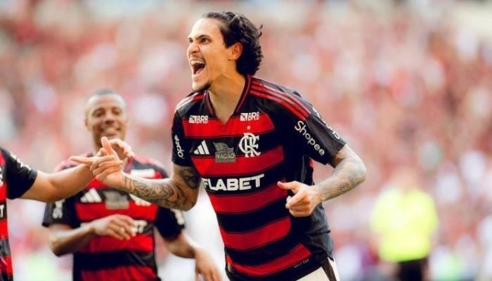 Filipe Luís não surpreende com desempenho de Pedro após lesão