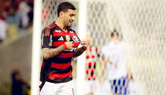Flamengo-atropela-o-Fortaleza-e-reassume-lideranca-do-Brasileirao.jpeg Flamengo atropela o Fortaleza e reassume liderança do Brasileirão