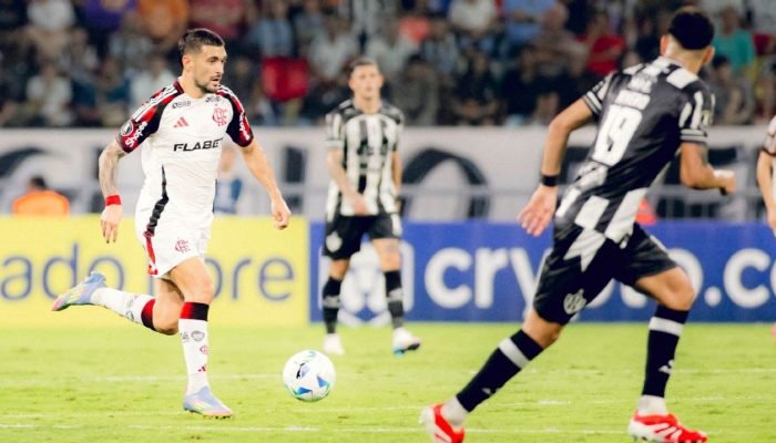 Flamengo empata com Central Córdoba e faz contas na Libertadores