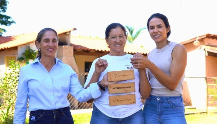 Flavia-Mendes-Vida-no-Campo.jpg Flavia-Mendes-Vida-no-Campo.jpg
