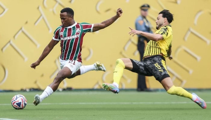 Fluminense amassa Borussia Dortmund, mas empata estreia no Mundial