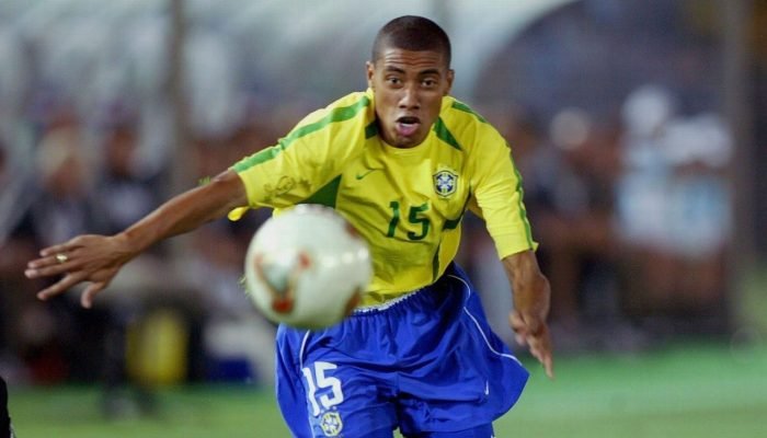 Grande surpresa no penta aposta em 'novo Kleberson' e elogia Ancelotti