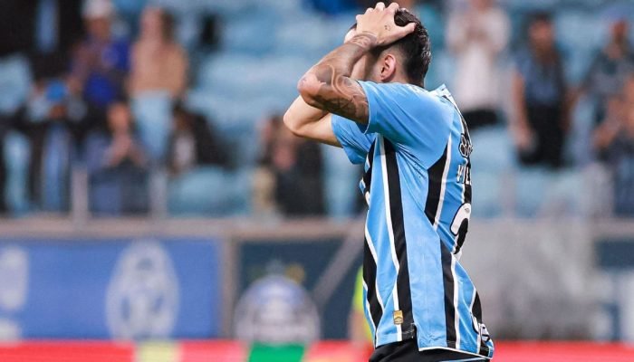 Gremio-empata-e-e-primeiro-grande-eliminado-da-Copa-do.jpeg Grêmio empata e é primeiro grande eliminado da Copa do Brasil