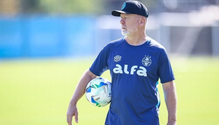 Gremio-libera-Mano-de-jogo-contra-o-Sao-Paulo-apos.jpeg Grêmio libera Mano de jogo contra o São Paulo após tragédia familiar