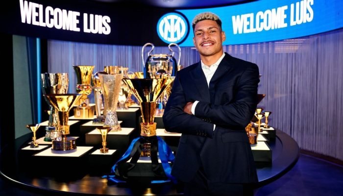 Inter anuncia contratação de Luis Henrique, ex-atacante do Botafogo