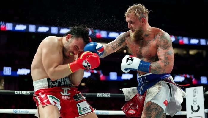Jake-Paul-faz-parecer-facil-e-vence-mais-um-ex-campeao.jpeg Jake Paul faz 'parecer fácil' e vence mais um ex-campeão mundial de boxe