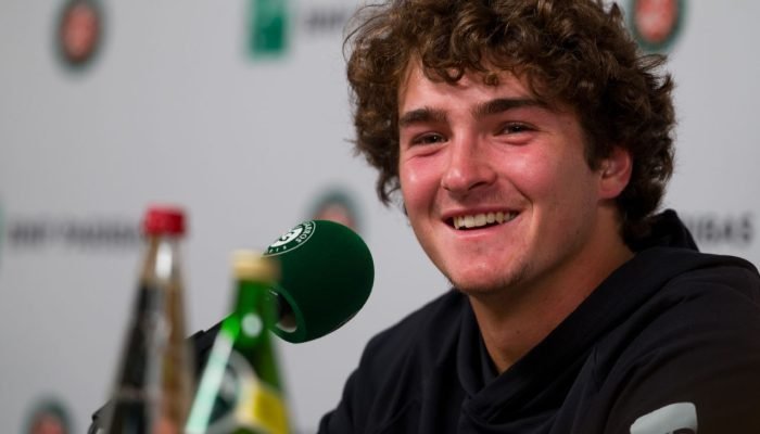 Joao-Fonseca-diz-por-que-Roland-Garros-tem-significado-a.jpeg João Fonseca diz por que Roland Garros 'tem significado a mais' e faz alerta sobre Hurkacz