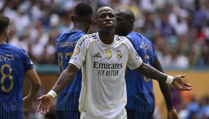 Jornais criticam Vini Jr. e reprovam estreia do Real Madrid no Mundial: 'Triste'