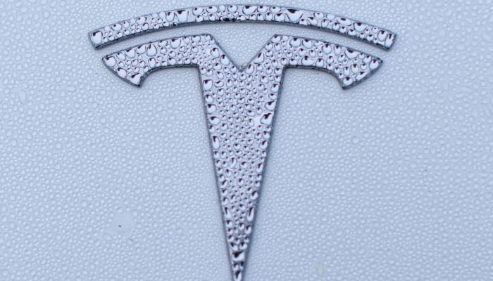 Logo-da-Tesla.jpg Logo-da-Tesla.jpg