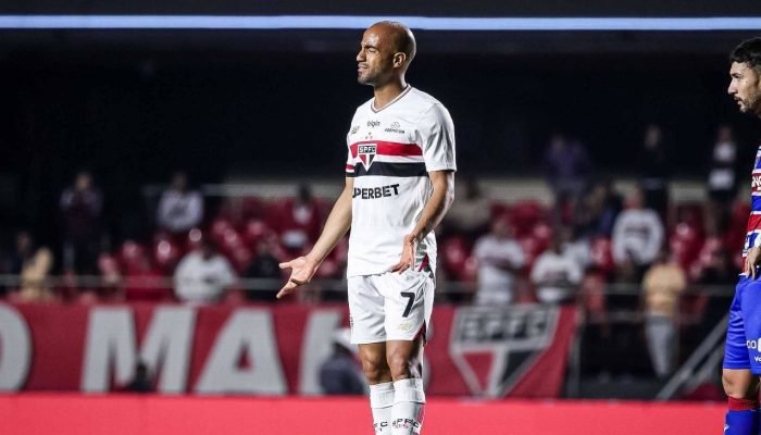 Lucas-Moura-desfalca-Sao-Paulo-contra-Red-Bull-Bragantino.jpeg Lucas Moura desfalca São Paulo contra Red Bull Bragantino