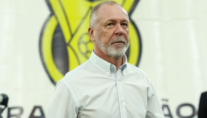 Mano se pronuncia sobre volta ao Grêmio: 'Laço eterno, inacreditável e Imortal'