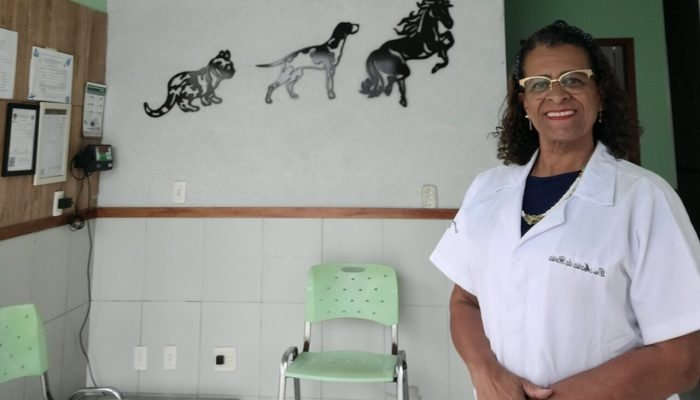 Maria-da-Gloria-Alves-Cunha-medica-veterinaria-scaled.jpg