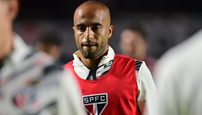 Medico-explica-lesao-de-Lucas-no-Sao-Paulo-e-faz.jpeg Médico explica lesão de Lucas no São Paulo e faz alerta
