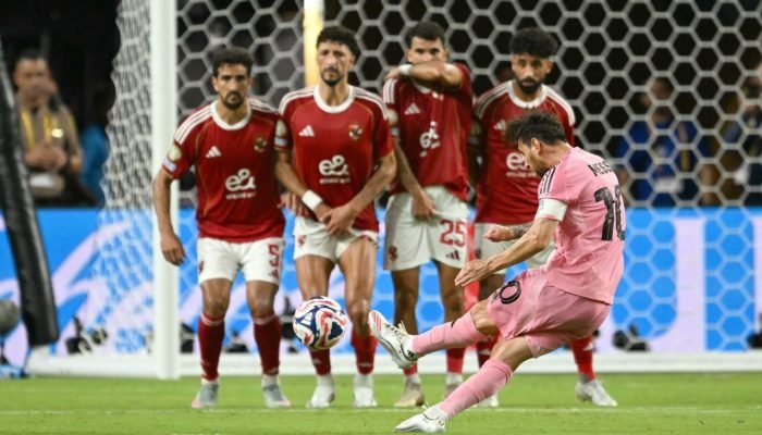 Messi-faz-gol-fantasma-na-estreia-do-Inter-Miami-no.jpeg Messi faz 'gol fantasma' na estreia do Inter Miami no Mundial, mas não impede empate