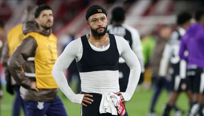 Não é só Memphis: Corinthians tem dívidas com elenco desde 2024 e promessas não cumpridas