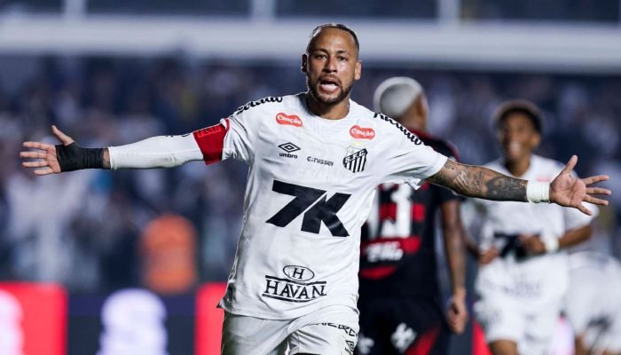 Neymar-marca-Santos-vence-e-deixa-o-Flamengo-com-lideranca.jpeg Neymar marca, Santos vence e deixa o Flamengo com liderança ameaçada no Brasileiro