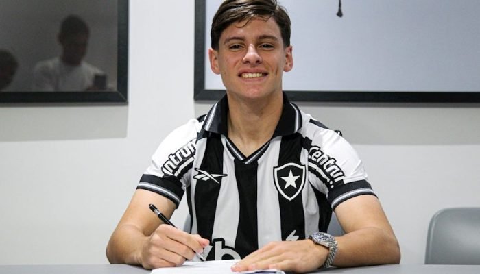Novo Almada? Botafogo anuncia a contratação do meia Montoro, joia do Vélez