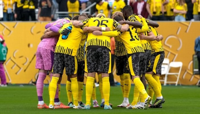 O-fato-que-chocou-jogador-do-Dortmund-contra-Flu-Na.jpeg O fato que chocou jogador do Dortmund contra Flu: 'Na Alemanha é diferente'