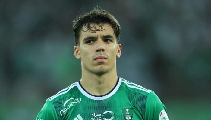 O-jogador-que-topa-abrir-mao-de-R-65-milhoes.jpeg O jogador que topa abrir mão de R$ 65 milhões para encarar Palmeiras no Mundial