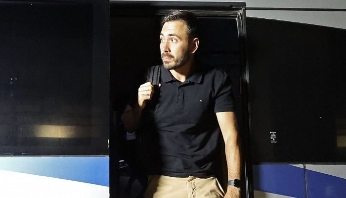 Por que Davide Ancelotti ainda não comanda o Botafogo contra o Vasco?