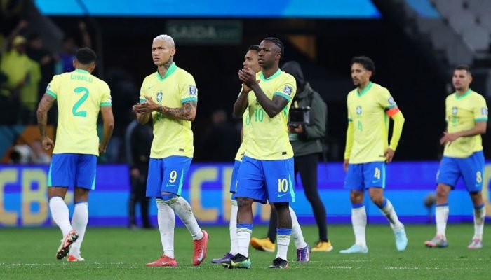 Richarlison revela grito de Ancelotti no vestiário após vitória da seleção