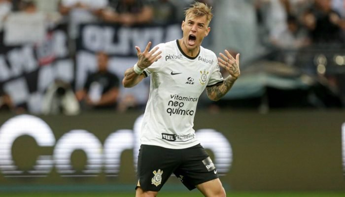 Róger Guedes revela ofertas do Brasil, mas diz: 'Me vejo em grandes da Europa'