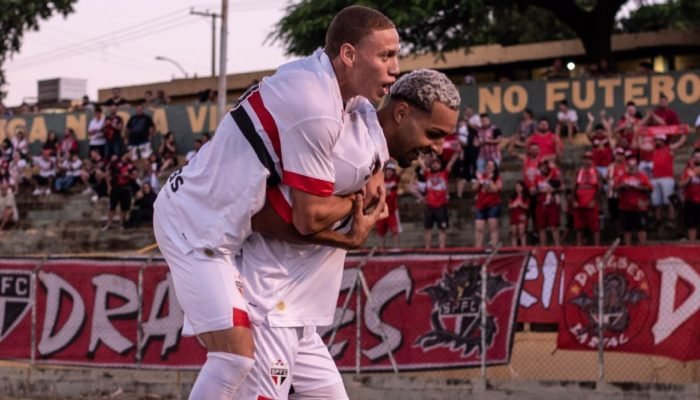 São Paulo negocia 'mais valia' para vender Matheus Alves a time da Europa