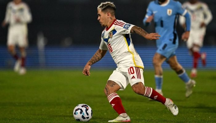 Soteldo tem lesão e deve perder fase de grupos do Mundial pelo Fluminense