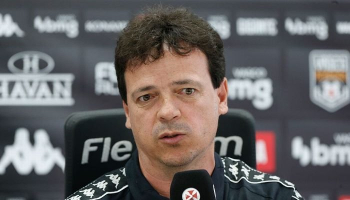 Vasco anuncia Fernando Diniz como novo técnico