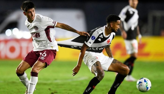 Vasco-empata-com-Lanus-pela-Sul-Americana-e-e-vaiado-pelos.jpeg Vasco empata com Lanús pela Sul-Americana e é vaiado pelos torcedores