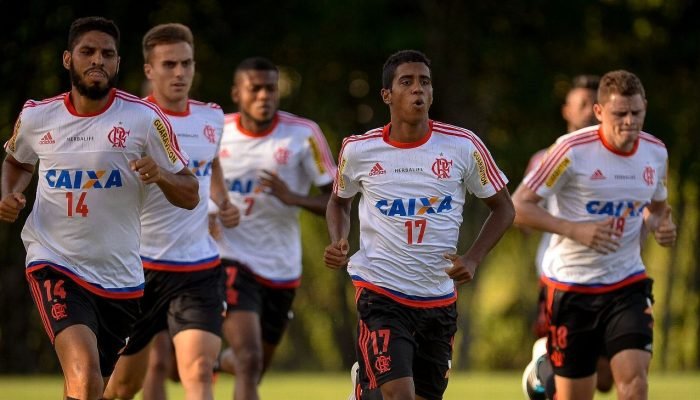 Wallace-Reis-pede-mais-valorizacao-a-epoca-de-vacas-magras.jpeg Wallace Reis pede mais valorização à época de vacas magras no Flamengo