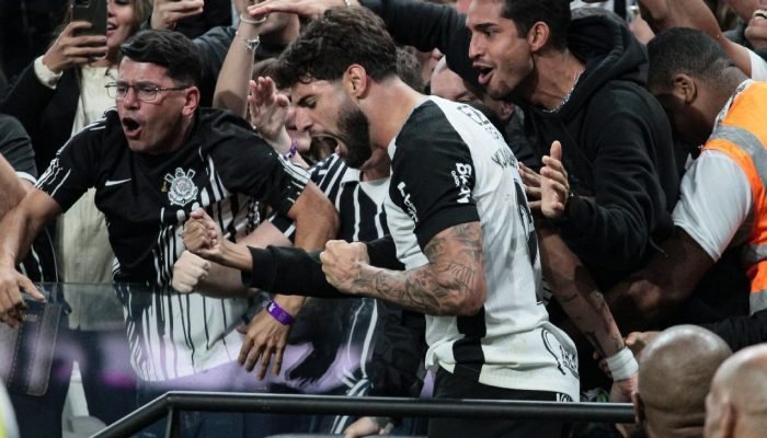 Yuri Alberto brilha e Corinthians vence o Inter em jogo cheio de polêmicas