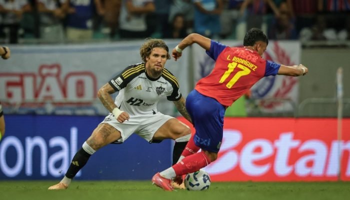 Zagueiro-do-Atletico-MG-sobre-atraso-salarial-Tudo-bem-e-dificil.jpeg Zagueiro do Atlético-MG sobre atraso salarial: 'Tudo bem é difícil falar...'