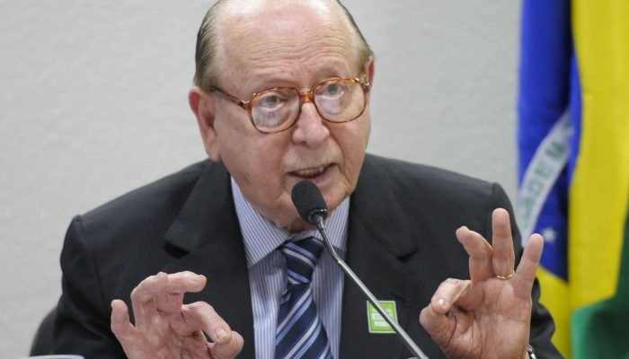ce-_audiencia_publica_interativa_para_debater_o_acordo_ortografico_da_lingua_portuguesa_14973529463.jpeg ce-_audiencia_publica_interativa_para_debater_o_acordo_ortografico_da_lingua_portuguesa_14973529463.jpeg