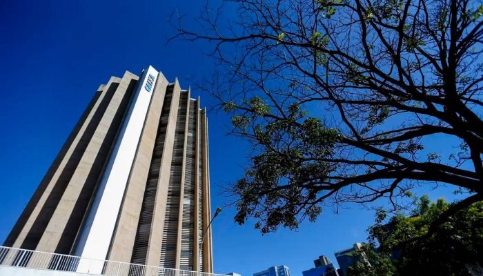 edificio_sede_caixa_economica_federal_170120182634.webp.jpeg edificio_sede_caixa_economica_federal_170120182634.webp.jpeg