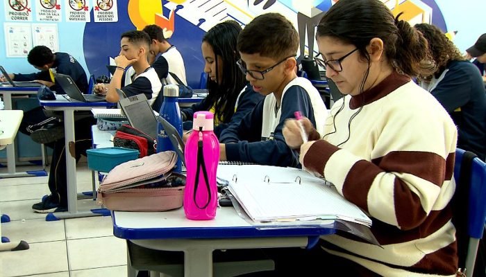 escola1.jpg escola1.jpg