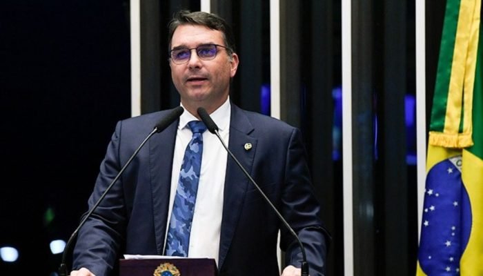 flavio-bolsonaro-e1740046341466.jpg flavio-bolsonaro-e1740046341466.jpg