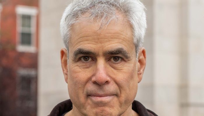 jonathan-Haidt-escritor-e1747442324506.jpg jonathan-Haidt-escritor-e1747442324506.jpg