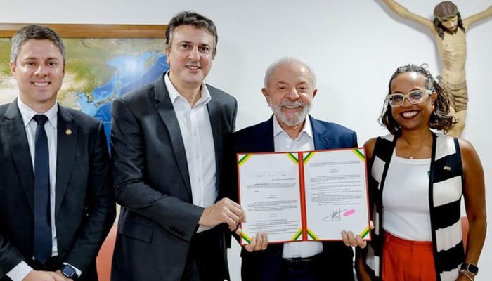 mec_lanca_compromisso_pelo_ensino_da_matematica.jpg mec_lanca_compromisso_pelo_ensino_da_matematica.jpg