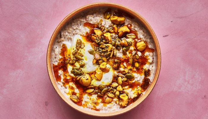 overnight-oats-with-cashews-seeds-and-turmeric.jpg overnight-oats-with-cashews-seeds-and-turmeric.jpg