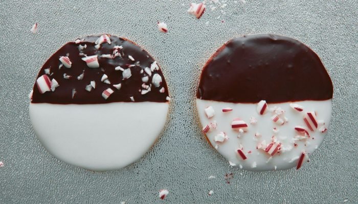 peppermint-black-white-cookies_RECIPE_V1_082125_2378_VOG_final.jpg